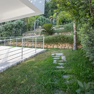 addaura-mondello-addisio-suite.sicilyhotelsitaly.net/